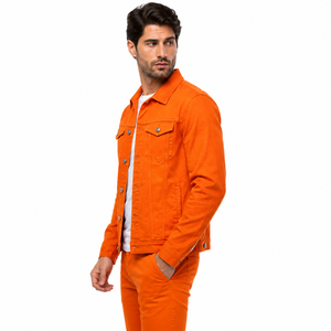 Chaqueta vaquera para hombre que ofrece un estilo informal y sencillo para el día a día, con una silueta cómoda y duradera, y un diseño versátil para viajes, trabajo y ocio. - Product Image 2