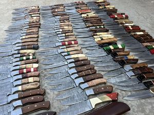 มีดล่าสัตว์ลายดามัสกัสแบบคละลาย พร้อมปลอก มีสินค้าพร้อมส่งทันที ขายส่งเท่านั้น เลือกแบบได้ตามต้องการ - Product Image 2