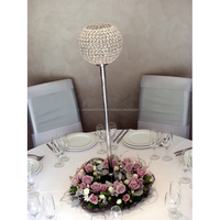 Bol décoratif Shah moderne en métal doré et cristal, centre de table pour mariages et événements (vente en gros)