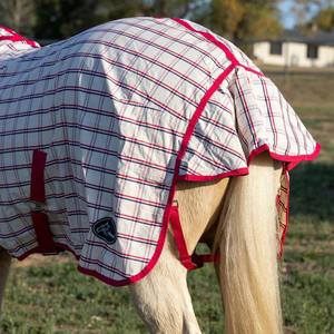 Couverture d'écurie matelassée personnalisée pour chevaux – Housse d'équitation hivernale confortable et durable – Offre spéciale - Product Image 2
