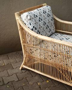 Une chaise luxueuse en rotin, un fauteuil de salon robuste pour le salon. Chaises de jardin - Product Image 2