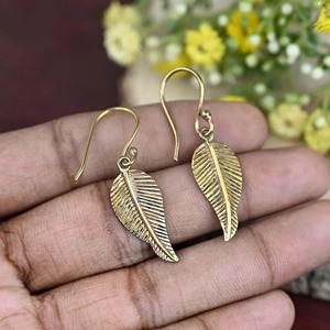 Pendientes de Latón de Bajo MOQ para Artesanía Metálica, Pendientes de Latón para Pedidos Pequeños, Acabado Premium, Precio de Fábrica al por Mayor, Artículo de Artesanía Metálica - Product Image 3