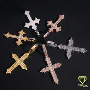 จี้รูปกางเขนเพชรโมอิสซาไนต์เงินแท้ 925 สำหรับทุกเพศ พร้อมดีไซน์แบบ Iced Out และสไตล์เครื่องประดับฮิปฮอปสุดเท่ - Product Image 4