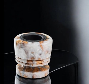 Quemador de incienso árabe redondo de resina y madera, hecho a mano. - Product Image 3