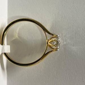 Anillo Exclusivo para Dama con Diamante Redondo de 0.64 CT, Oro Amarillo de 18K, Diamante Cultivado en Laboratorio, Certificado IGI, VVS, Único para Aniversario - Product Image 5