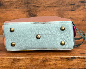 กระเป๋าเครื่องสำอางหนังรีไซเคิลกระเป๋าเครื่องสำอางดีไซน์หรูหราออกแบบได้ตามที่ต้องการกระเป๋าเดินทางหนังสีสันสดใส - Product Image 6