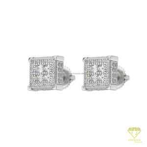 Boucles d'oreilles clous en moissanite carrée brillante en argent sterling 925, bijoux de luxe étincelants pour femmes - Product Image 3
