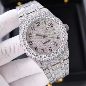 Montre Classique en Quartz avec Diamants Moissanite pour Hommes, Montre-Bracelet de Luxe Sertie de Diamants Moissanite, Design de Créateur - Product Image 6