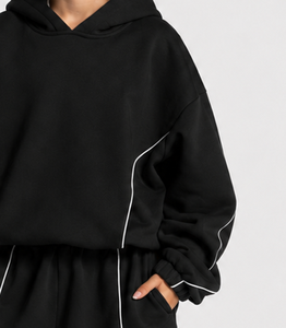 Sweat-shirts à capuche décontractés et respirants pour garçons, noirs avec lignes contrastées, en molleton premium, coupe oversize, vente en gros - Product Image 4