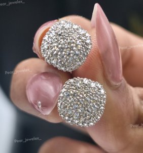 Pendientes de botón redondos de plata de ley 925 con moissanita y diamantes, engaste hecho a mano, estilo hip hop, lujo y brillo para hombre - Product Image 1