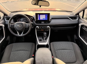 โตโยต้า RAV4 ปี 2023 มือสอง เครื่องยนต์ 4 สูบ กำลัง 183 แรงม้า ระบบขับเคลื่อน 2 ล้อ 4x2 มาตรฐานยูโร 6 เชื้อเพลิงเบนซิน เกียร์อัตโนมัติ พวงมาลัยซ้าย - Product Image 4
