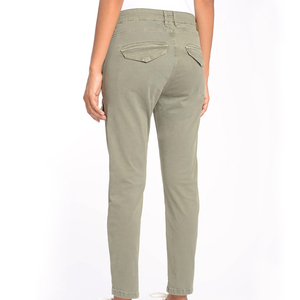 Pantalon cargo confortable pour femmes, pantalon utilitaire élégant avec coupe décontractée et grandes poches, pantalon cargo tendance - Product Image 5