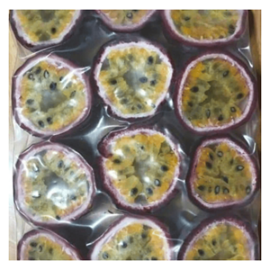 Purée de fruits de la passion surgelée IQF avec pépins, issue de pulpe de fruits de la passion tropicaux, pour bases de smoothies et garnitures de desserts, Vietnam - Product Image 6