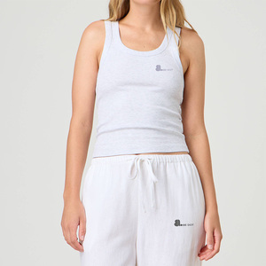Camiseta sin mangas de punto acanalado transpirable, ecológica y de secado rápido para mujer, cuello redondo, longitud regular, de spandex/algodón, ideal para verano. - Product Image 1