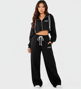 Ensemble de survêtement pour femmes, deux pièces, en coton et polyester, avec sweat à capuche zippé et pantalon de jogging, pour le football, fabriqué par un fabricant - Product Image 3