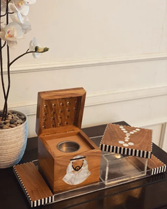 Ensemble de Bakhoor OpalAura avec incrustation de nacre, porte-encens artisanal en coquille irisée pour un style luxueux contemporain - Product Image 6