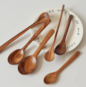 Cuchara de Madera Premium de Vietnam para Mezclar, Freír y Cocinar, Utensilio de Cocina Hecho a Mano, Vajilla Duradera - Product Image 4