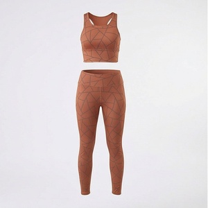 Conjunto de Yoga Sublimado Digital con Logotipo Personalizado, Ropa Deportiva Suave de Dos Piezas, Traje de Gimnasio, Fitness y Running para Mujer, Ropa Deportiva Femenina - Product Image 1