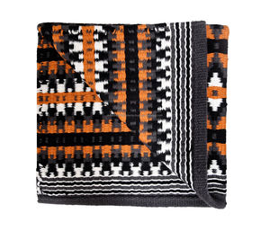 Tapis de Selle de Dressage Équestre Occidental Fait à la Main Dernière Conception Doublure en Tissu de Haute Qualité Taille et Couleur Personnalisables - Product Image 3