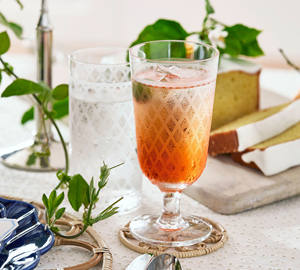 Platos de Rattan Hechos a Mano Organic Edge, Manteles Individuales Tejidos Apilables para una Gastronomía Fina Sostenible - Product Image 3