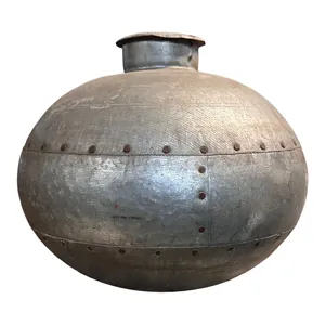 Vase rond vintage en fer Nagori Matka pour la décoration de l'entrée, du jardin, du salon, de la ferme ou de la maison - Product Image 2