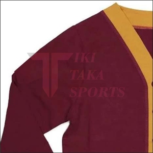 เสื้อคาร์ดิแกนถักปักลายคุณภาพสูงสำหรับทุกเพศ สวมใส่สบายในฤดูใบไม้ร่วงและฤดูหนาว ป้องกันรอยยับ คอลเลคชั่น Sororities แบบแพทช์เวิร์ค คอ halter - Product Image 2