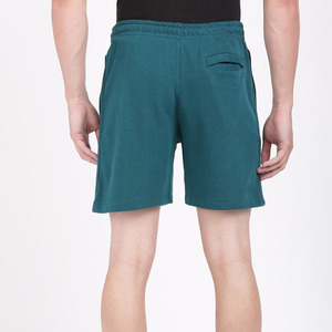 Shorts en polaire pour hommes, coupe ample, matière polaire douce, taille élastique, fermeture à cordon, confortables pour se détendre et porter au quotidien. - Product Image 2