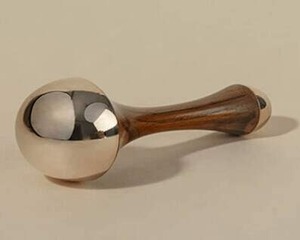 Baguette de massage en laiton et bois de rose de qualité supérieure, outil de thérapie d'acupression manuel pour le corps entier, pour la relaxation musculaire - Product Image 4