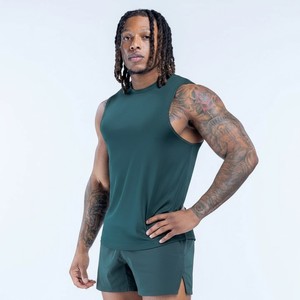 Débardeurs de compression tricotés très demandés – Qualité supérieure – T-shirts de sport respirants pour hommes – Idéaux pour la course et l'entraînement – Écoresponsables - Product Image 3