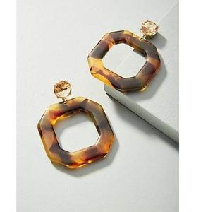 Boucles d'oreilles pendantes bohèmes en résine pour femmes, vente en gros - Product Image 1