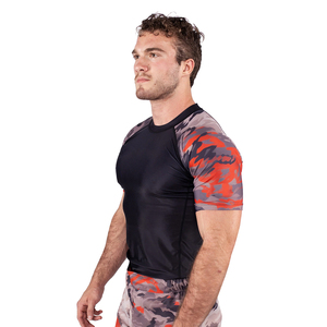 Wholesale Gym Wear <b>Compression</b> <b>Shirts</b> For Adults <b>Black</b> Color Half Sleeve Polyester Spandex Made Custom Logo Rash Guards - Product Image 3