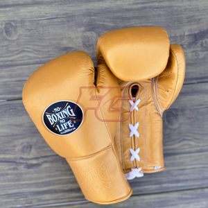 Gants de MMA et de boxe personnalisés |   Utilisation pour l'entraînement et le sparring |   Doigts entièrement recouverts |   Fermeture à scratch ou à lacets |   Cuir véritable |   Vente en gros OEM/ODM - Product Image 4