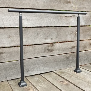 Rampe murale en fer forgé de style minimaliste, résistante à la rouille, pour escaliers extérieurs. - Product Image 6