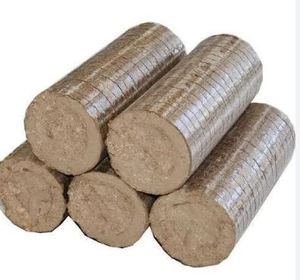 Briquettes de biomasse (90 MM) - Product Image 2