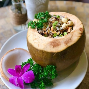 Coco Verde Entero FRESCO de Primera Calidad, con Cáscara, Orgánico, 800g 1000g, Calidad Vietnamita, Bebida Tropical Natural y Saludable - Product Image 4