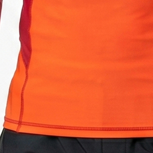 เสื้อแรชการ์ดแขนยาวผู้ชาย ป้องกันแสงแดด เสื้อคอมเพรสชั่นสำหรับว่ายน้ำ คอกลม เสื้อเบสเลเยอร์รัดรูปชายหาด - Product Image 6
