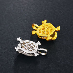 Pendentif Crâne Iced Out Plaqué Or et Argent avec Strass, Style Punk, Bijou Thème, Cadeau Unisexe - Product Image 2