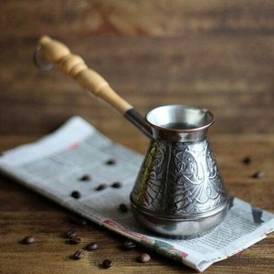 Cafetière turque en cuivre artisanale de luxe, cafetière arabe, pot à café Cezve pour la préparation du café à la maison et en cuisine - Product Image 5