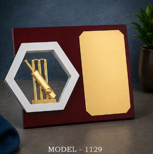 Placa de Trofeo de Críquet Chapada en Oro con Área para Grabado, Modelo 1129, Premio Deportivo - Product Image 6