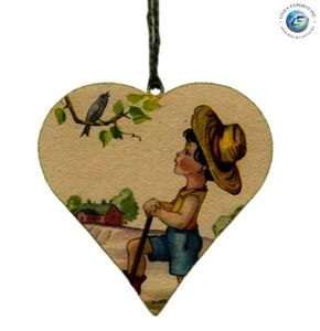Ornement suspendu vintage en forme de cœur avec motif garçon et oiseau, vente en gros, décoration d'intérieur par linea exports inc - Product Image 1