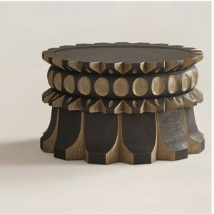 Table d'appoint ronde en métal au design raffiné, table basse de qualité antique, taille personnalisée, en aluminium, pour la finition laiton - Product Image 1