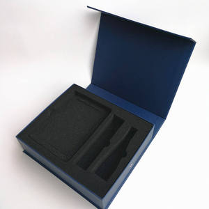 Boîtes cadeaux en carton fantaisie avec logo imprimé sur mesure, fermeture magnétique - Product Image 1