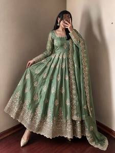Conjunto de Salwar Kameez Tradicional de Seda Bordada para Mujer, Traje Indio Pakistaní para Fiesta o Boda con Dupatta, para Todas las Temporadas - Product Image 2