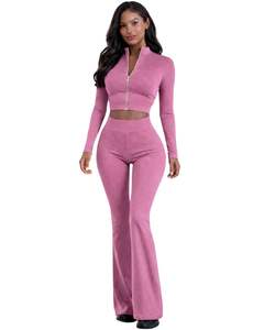 Conjunto de yoga de dos piezas rosa personalizado para mujer, top corto con cremallera y pantalones acampanados de cintura alta, ropa elástica para gimnasio, fabricante personalizado OEM - Product Image 1