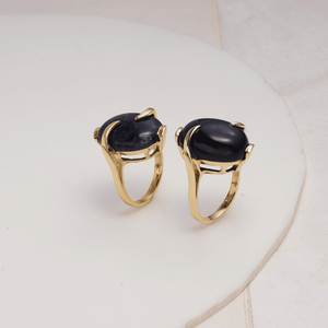 Bague ovale en onyx noir naturel, style bohème, sertie de griffes en laiton, faite à la main, pour femme, vente en gros - Product Image 2