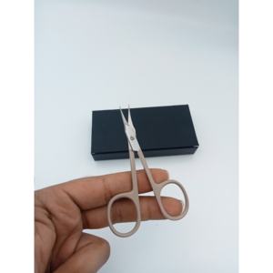 กรรไกรตัดเล็บสแตนเลสเกรดมืออาชีพ ดีไซน์เรียบง่าย คมโค้ง ทนทาน อุปกรณ์เสริมความงาม บรรจุกล่องสีสันสวยงาม สำหรับทำเล็บส่วนตัว - Product Image 1