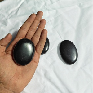 Pierres de Shungite Naturelles Premium Polies Noires en Gros pour la Méditation Reiki - Product Image 2