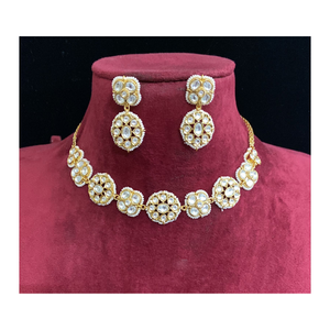 Elegante Juego de Collar y Aretes con Piedras Kundan Chapadas en Oro, Joyería Nupcial Tradicional para Bodas, Ropa Étnica Festiva para Mujer - Product Image 1