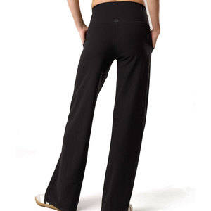 Legging respirant pour femme, confortable et flexible, coupe premium, idéal pour le quotidien - Product Image 2