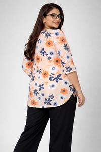 Conjunto Étnico Casual para Mujer, Top Kurta con Estampado Floral Digital de Duraznos y Girasoles, con Mangas Palazzo Negras - Product Image 4